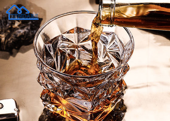Tùy chỉnh không chì Crystal Liquor Glass rõ ràng để uống Creative Whiskey Glass Cup