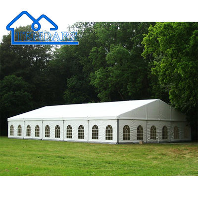 Tiệc chiêu đãi màu trắng Nhà thờ Marquee Lều Cấu trúc tán sinh nhật ngoài trời lớn hơn